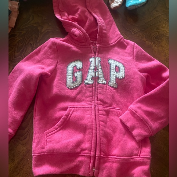 4 - 2T sweaters - Picture 3 of 4